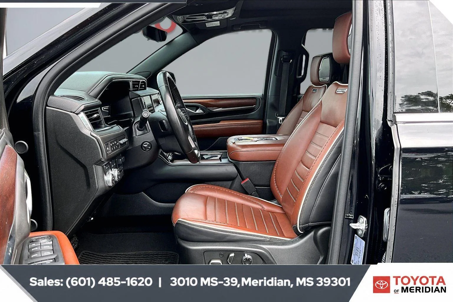 Used 2024 Onyx Black GMC Denali Ultimate image 18