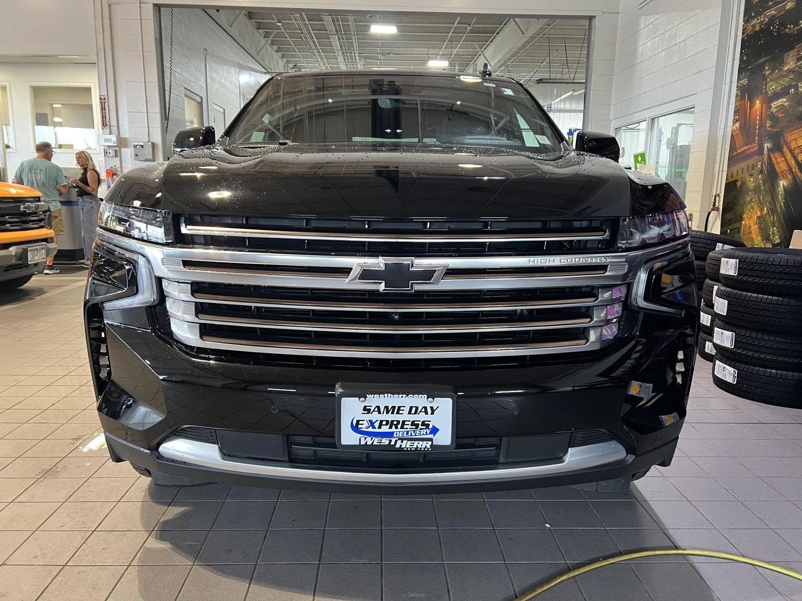 Used 2023 Black Chevrolet High Country image 2