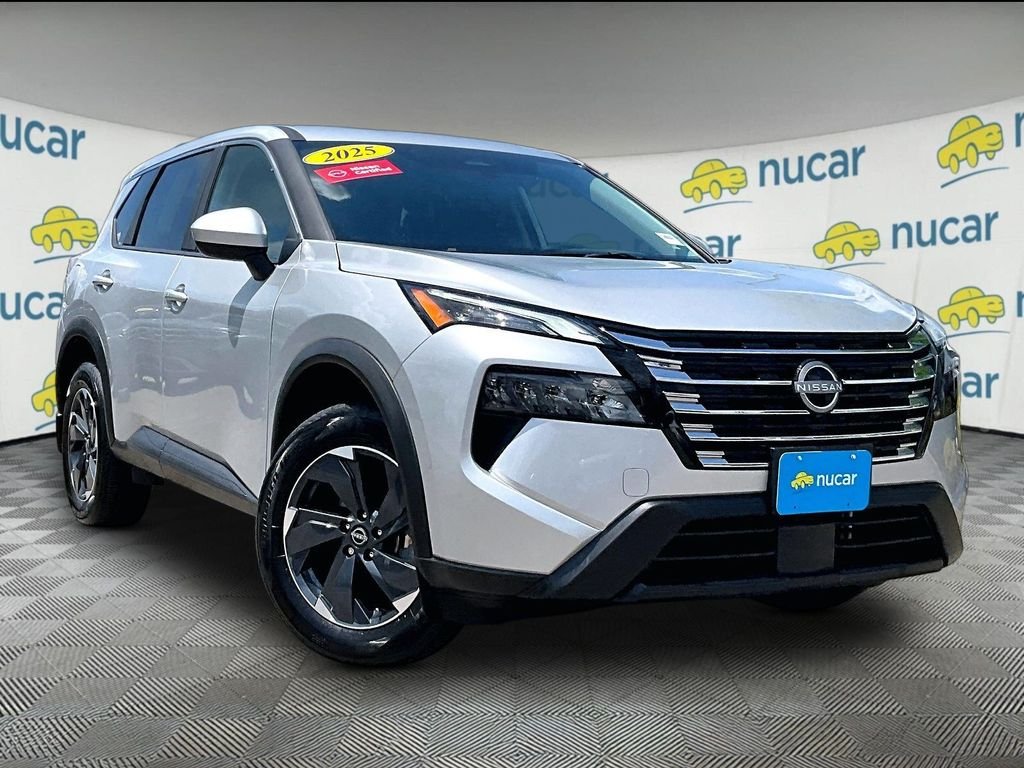 Used 2025 Silver Nissan SV image 1