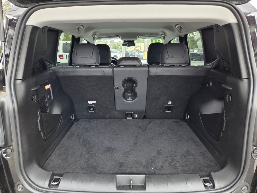 Used 2022 Black Jeep Trailhawk image 9