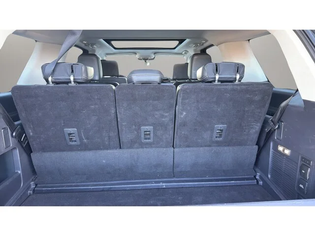 Used 2025 Silver Metallic Ford Platinum image 12