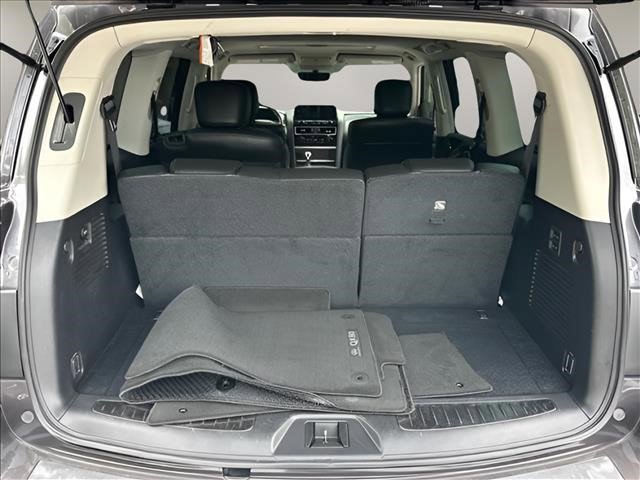 Used 2023 Anthracite Gray INFINITI LUXE image 30
