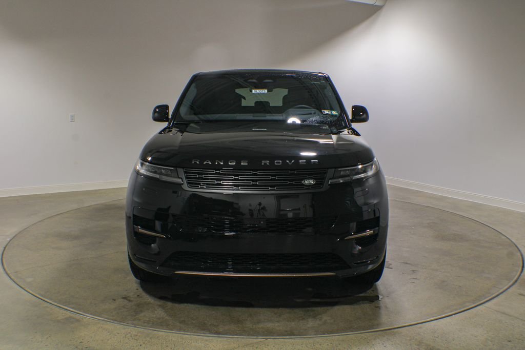 New 2026 Santorini Black Land Rover Dynamic SE image 9