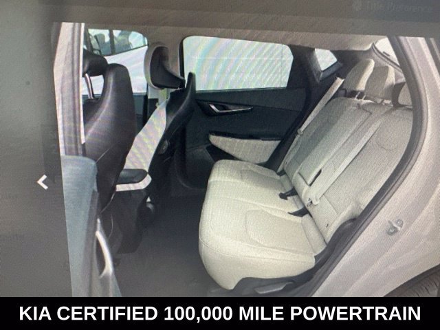 Used 2025 Gray Kia Wind image 8