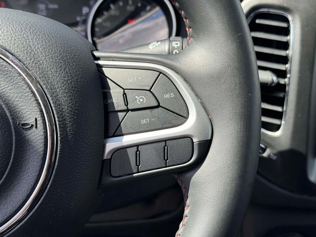 Used 2019 Red Jeep Trailhawk image 22
