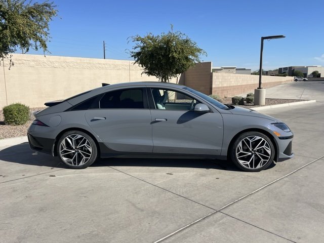 2023 Hyundai Ioniq 6 SEL photo 2