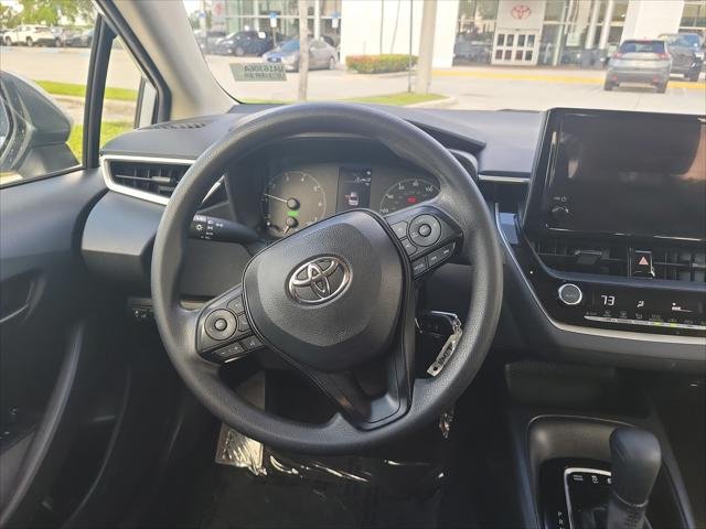 Certified Used 2024 CLASSIC SILVER METALLIC Toyota  image 17