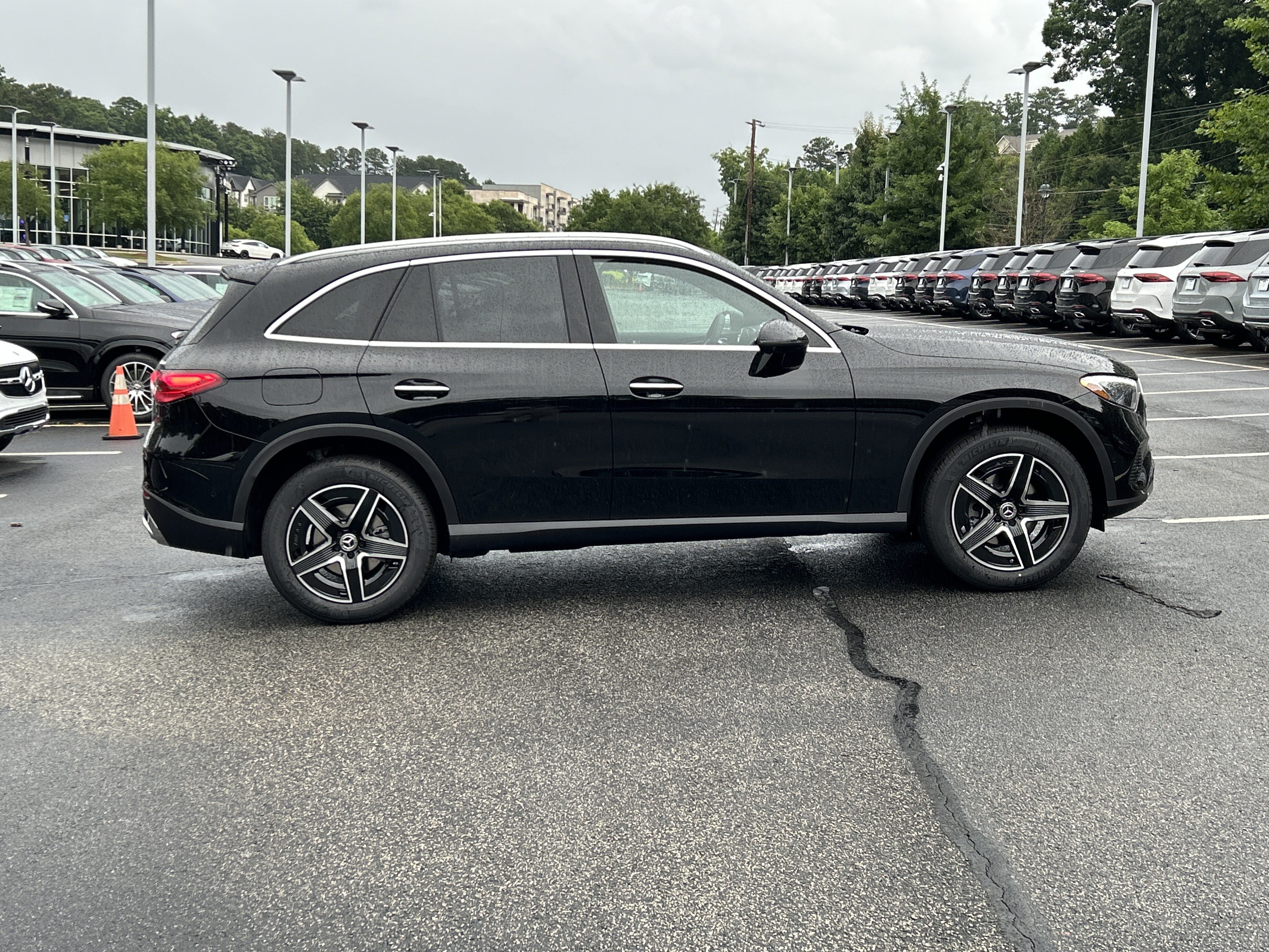 New 2026 Black Mercedes-Benz GLC 300 4MATIC® SUV image 5