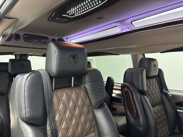Used 2022 Onyx Black GMC Explorer Limited SE image 45