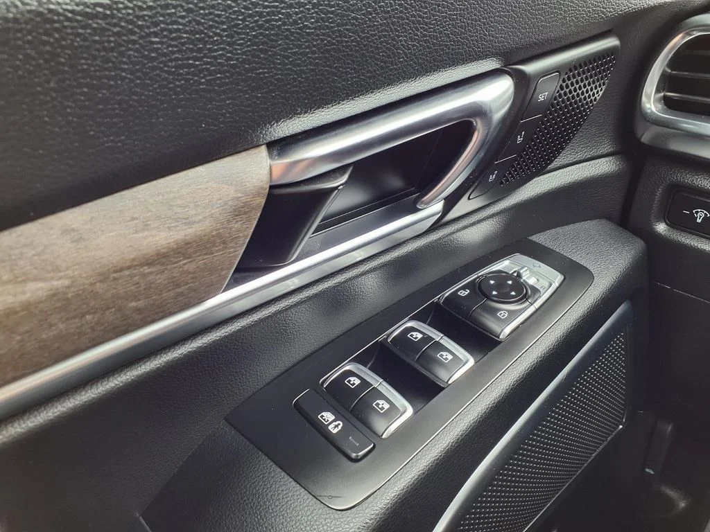 Used 2022 Gray Kia SX image 20