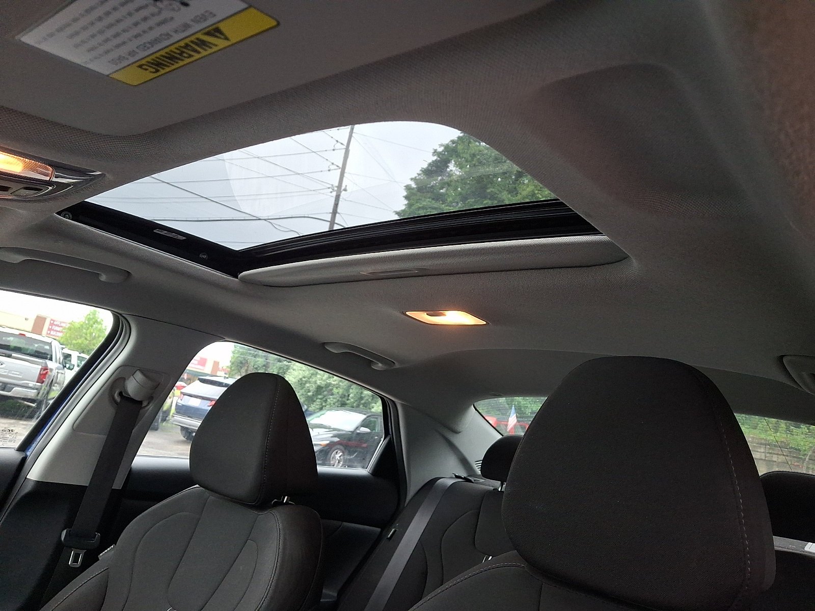 2024 Hyundai Elantra SEL - Photo 14