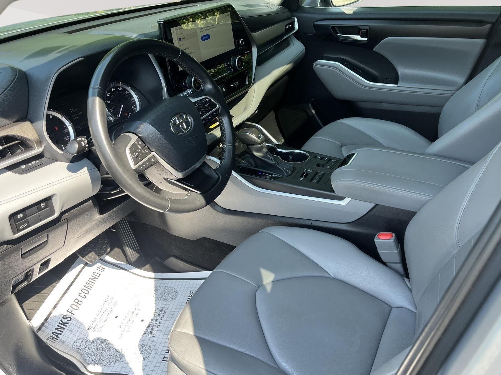 Used 2023 Celestial Silver Metallic Toyota XLE image 23