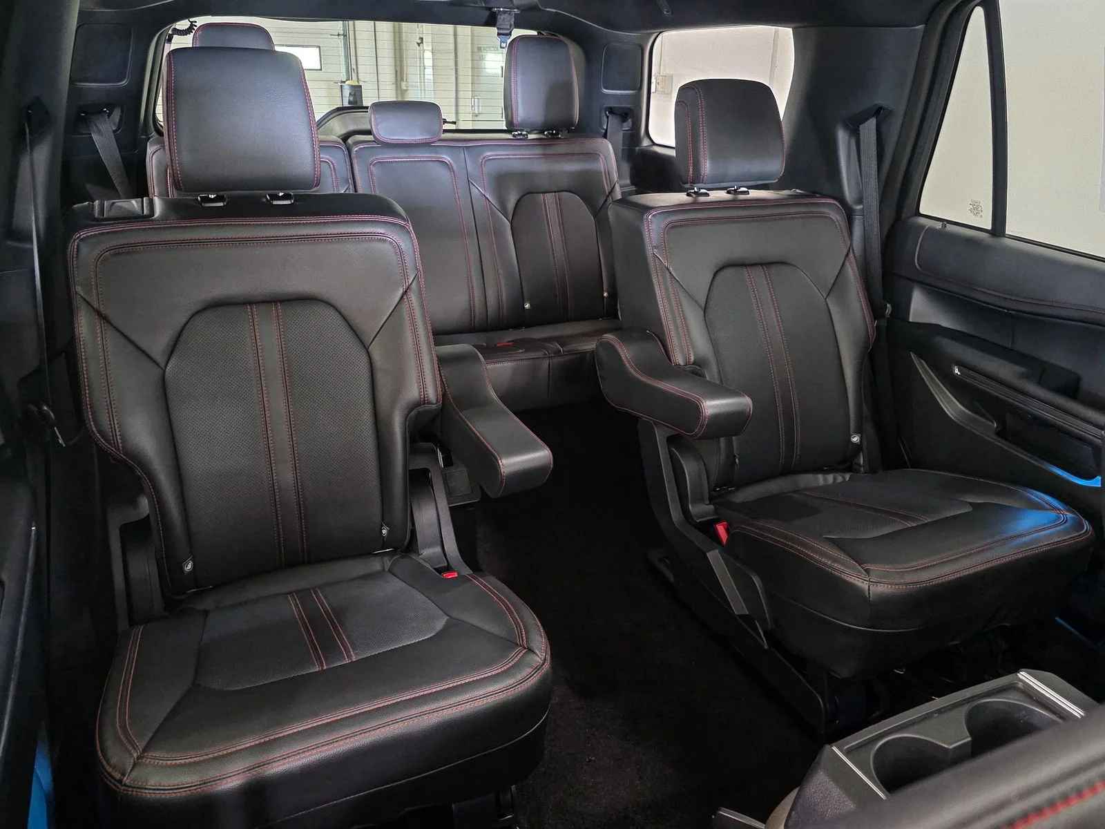 Used 2023 White Metallic Ford Limited image 22