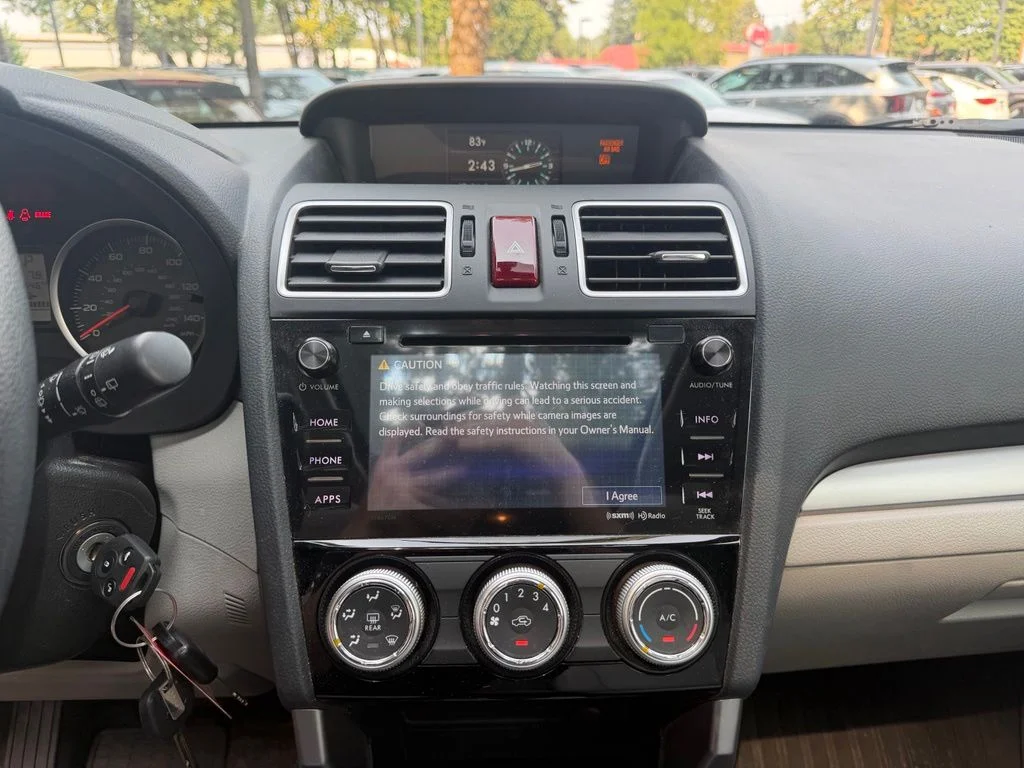 Used 2016 Venetian Red Pearl Subaru 2.5i Premium image 18