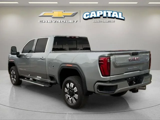 Used 2025 Sterling Metallic GMC Denali image 3
