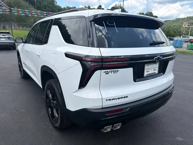 New 2027 Summit White Chevrolet LT image 5