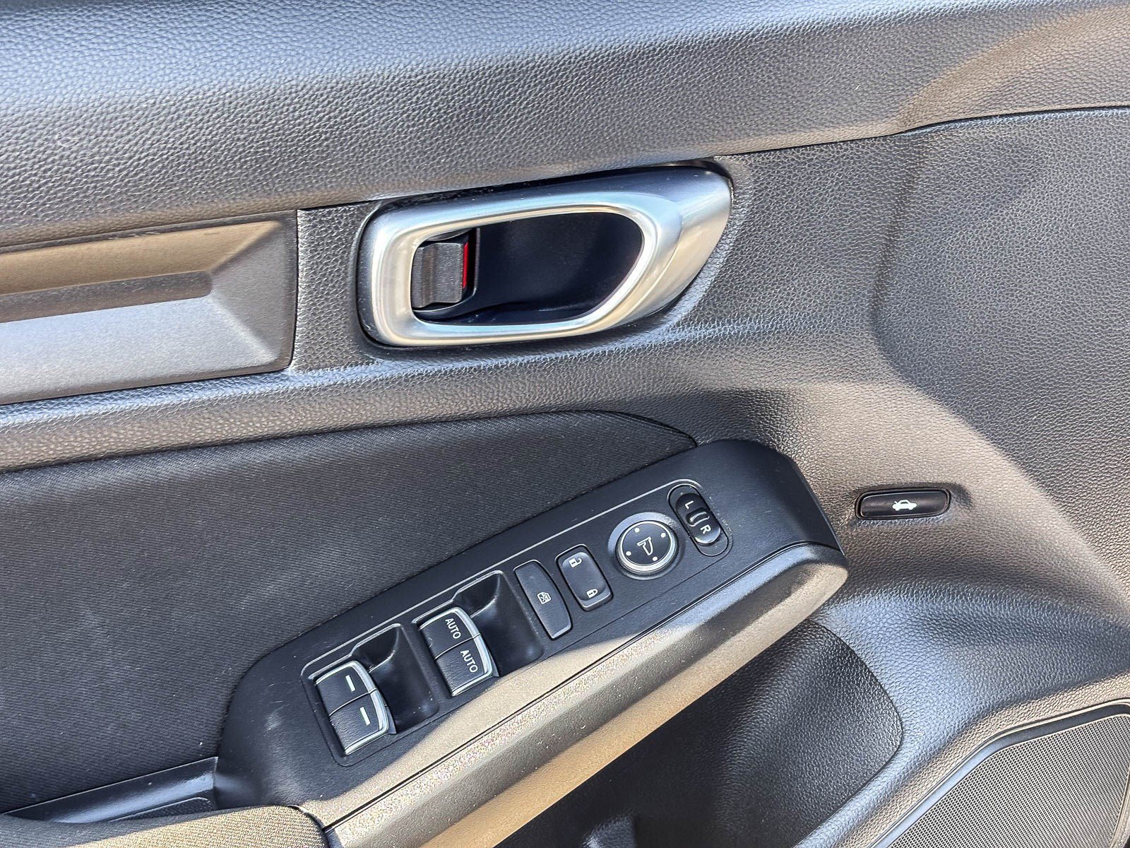 Used 2023 Meteorite Gray Metallic Honda Sport image 21