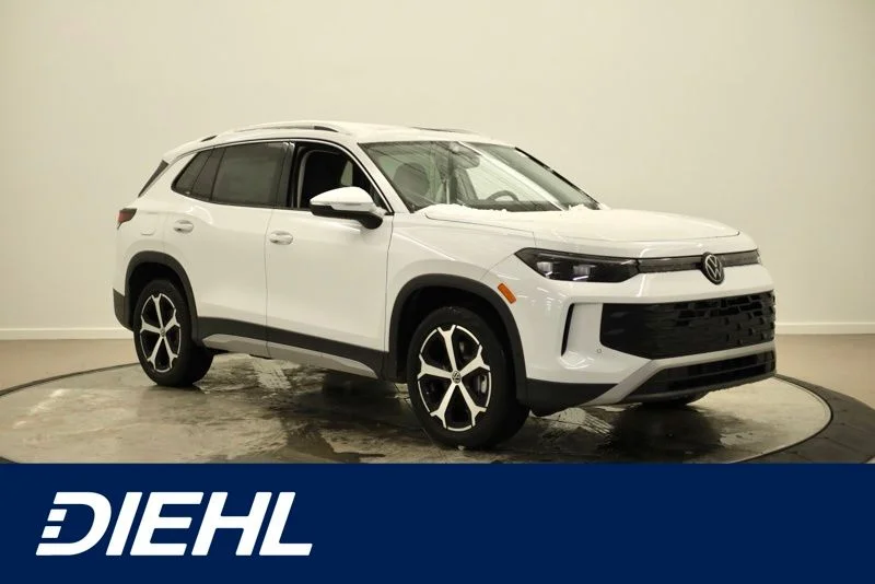 New 2026 White/off-white Volkswagen 2.0T SE image 1