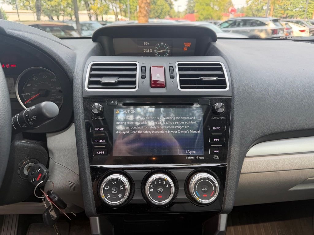 Used 2016 Venetian Red Pearl Subaru 2.5i Premium image 18