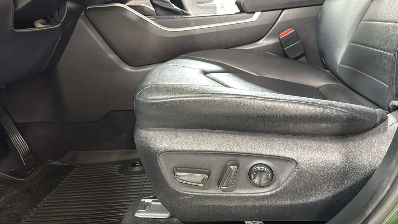 Used 2020 Gray Toyota XLE image 14