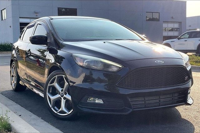 2017 Ford Focus ST