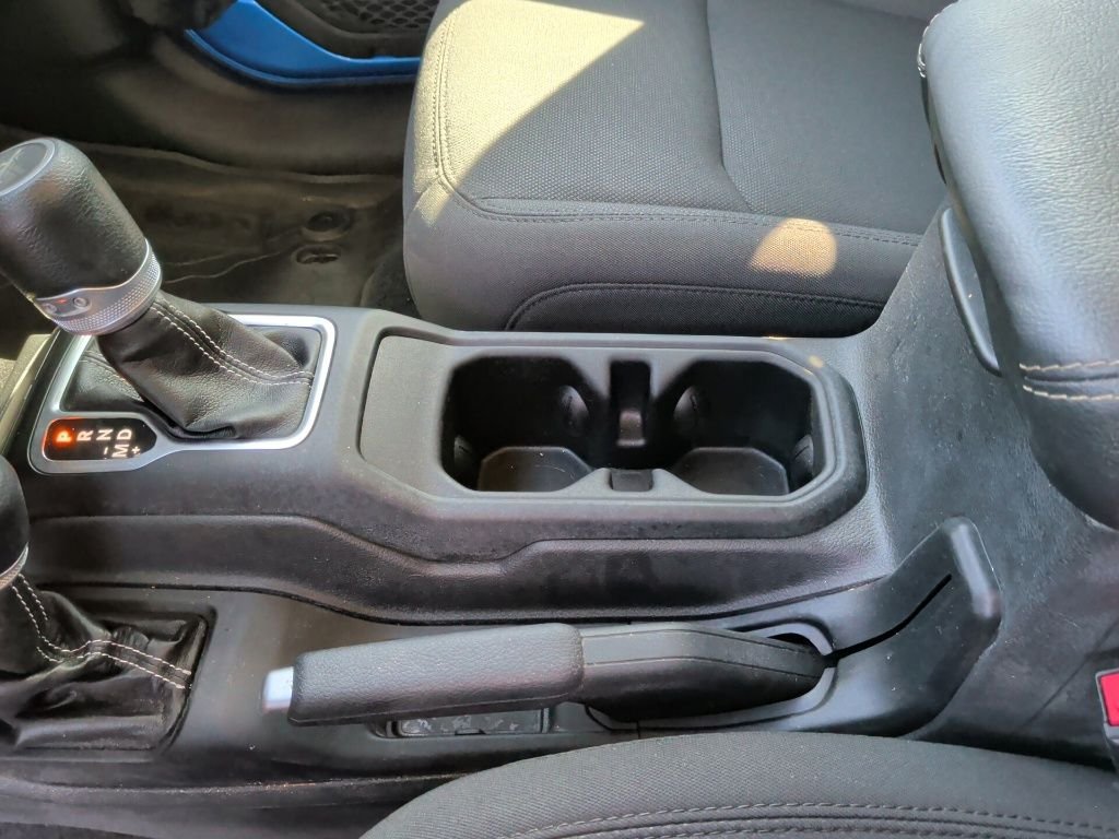 Used 2022 Blue Jeep Overland image 36