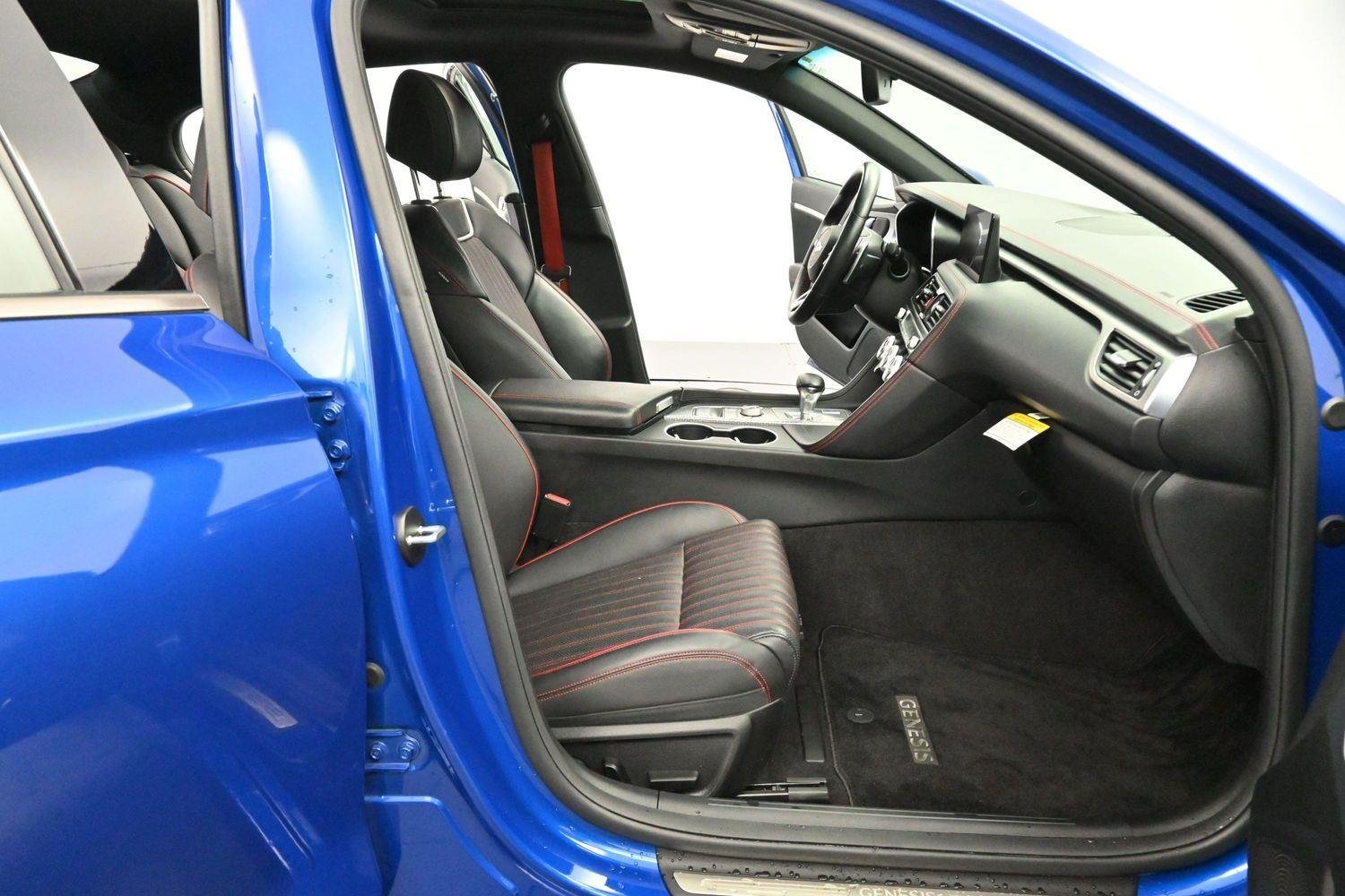 Used 2023 Mallorca Blue Genesis 2.0T image 30