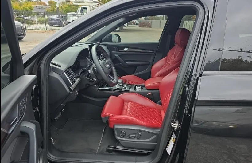 Used 2023 Black Audi Premium Plus image 3