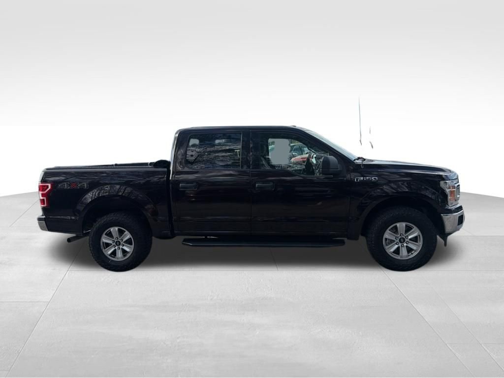 Used 2018 Red Ford XLT image 7