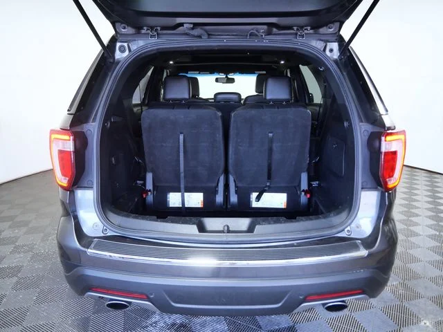 Certified Used 2018 Gray Ford XLT image 9