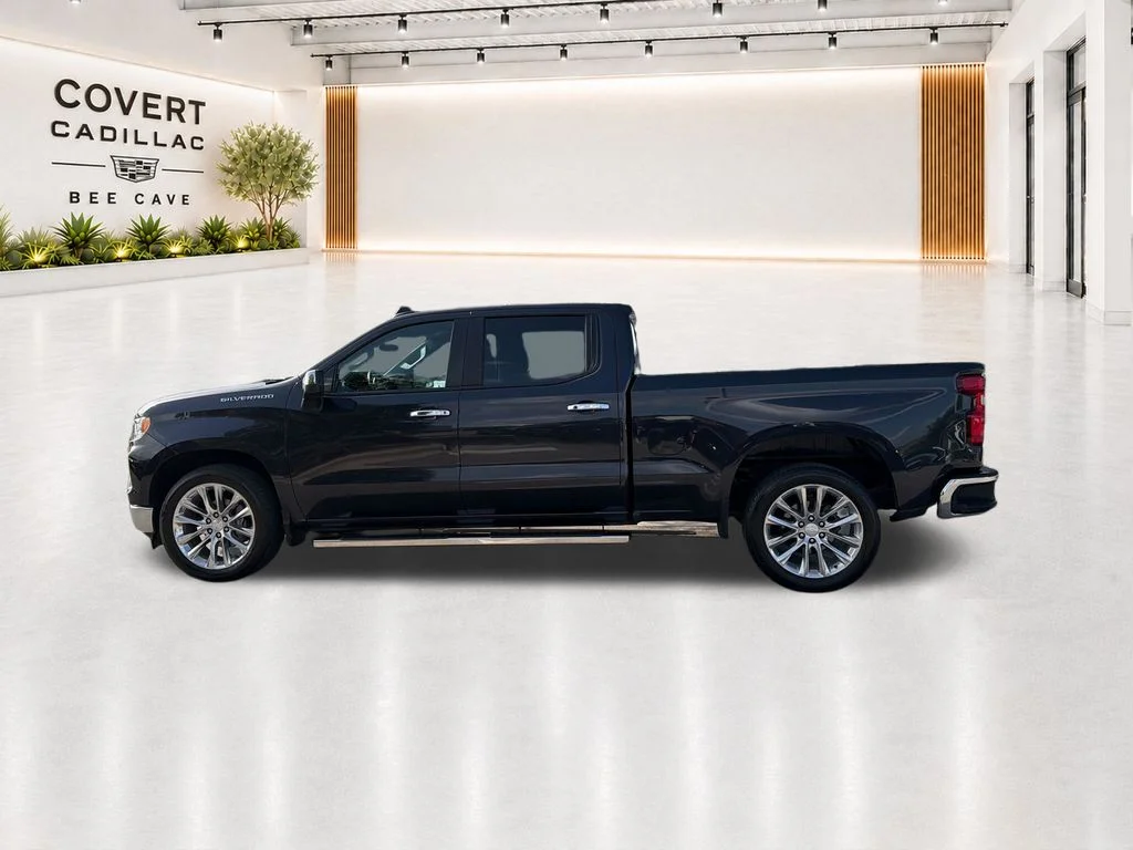 Used 2022 Gray Chevrolet LT image 9
