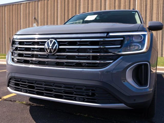 New 2026 Gray Volkswagen 2.0T SE w/Technology image 12