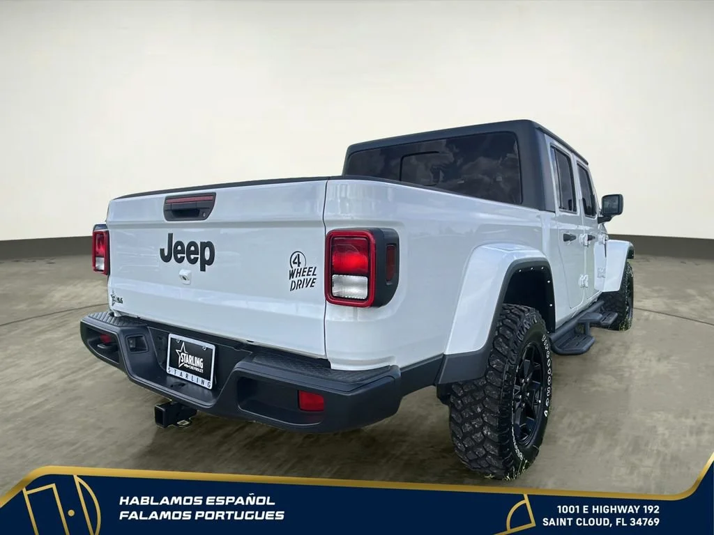 Used 2022  Jeep Willys image 6