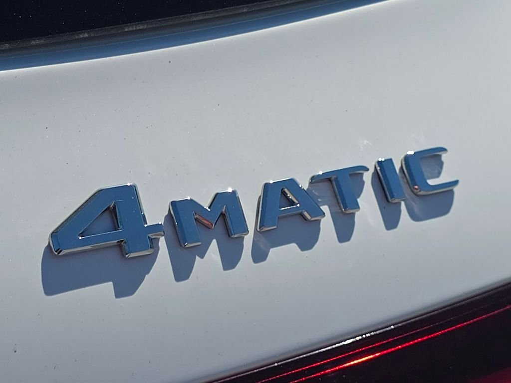 New 2026 MANUFAKTUR Moonlight White Metallic Mercedes-Benz GLE 350 image 5