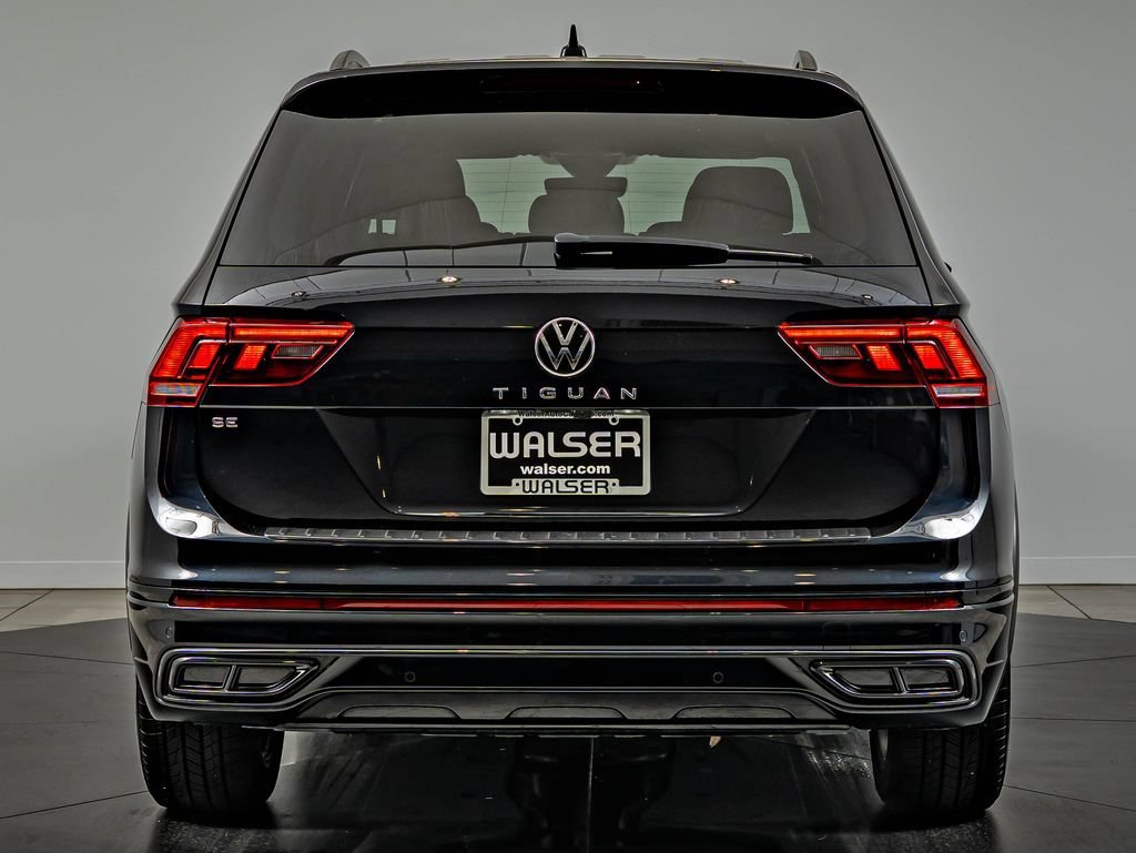 Used 2023 Deep Black Pearl Volkswagen 2.0T SE R-Line Black image 6