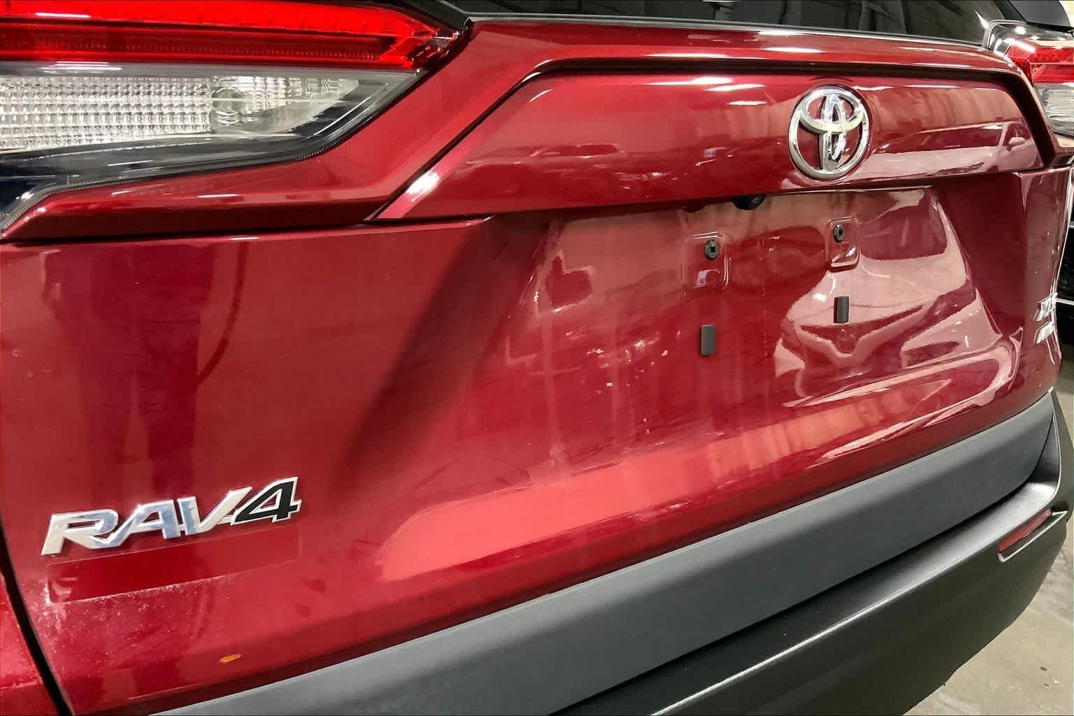 Used 2023 Ruby Flare Pearl Toyota XLE image 31
