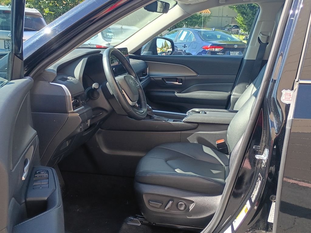 2025 Toyota Grand Highlander XLE - Photo 15