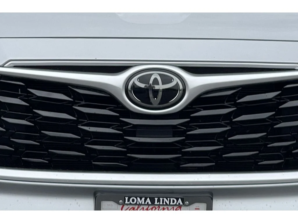 Used 2021 Celestial Silver Metallic Toyota LE image 45