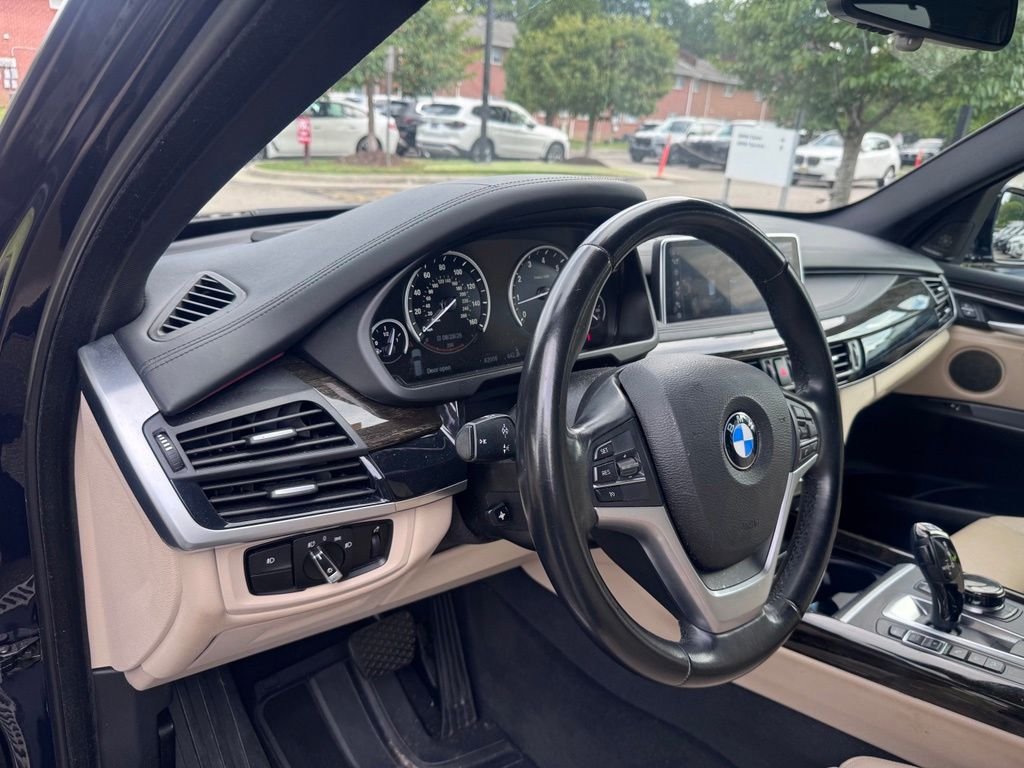 Used 2017 Blue BMW xDrive50i image 8
