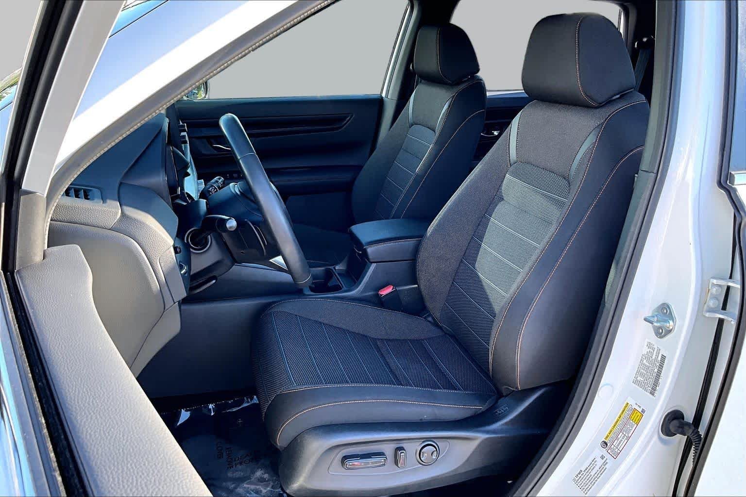 Used 2023 Platinum White Pearl Honda Sport image 8