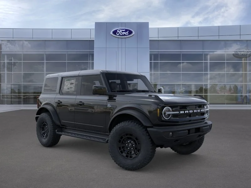 New 2026 Shadow Black Ford Outer Banks® image 7