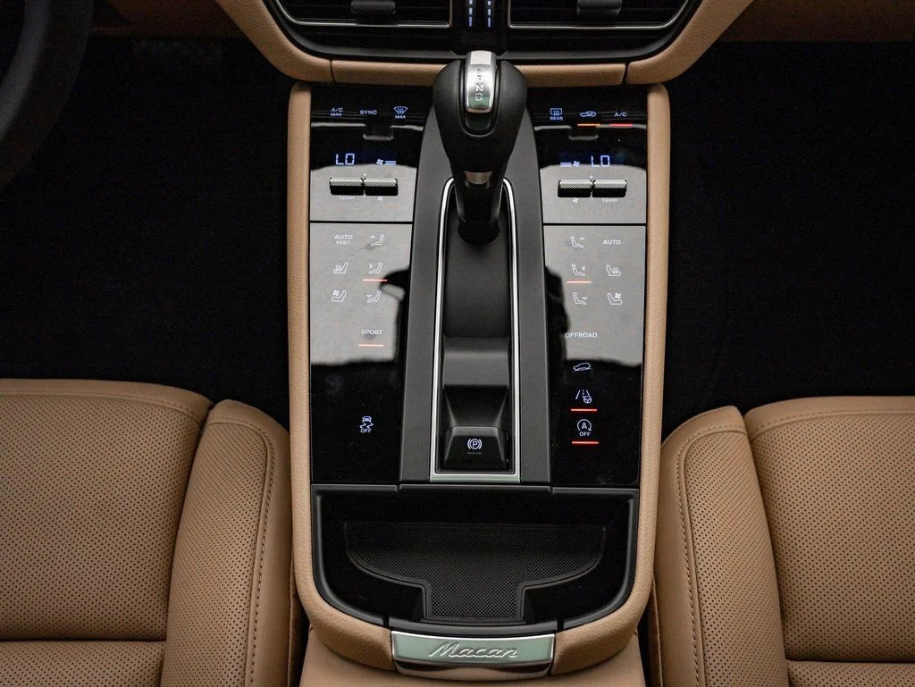 Certified Used 2026 White Porsche  image 38