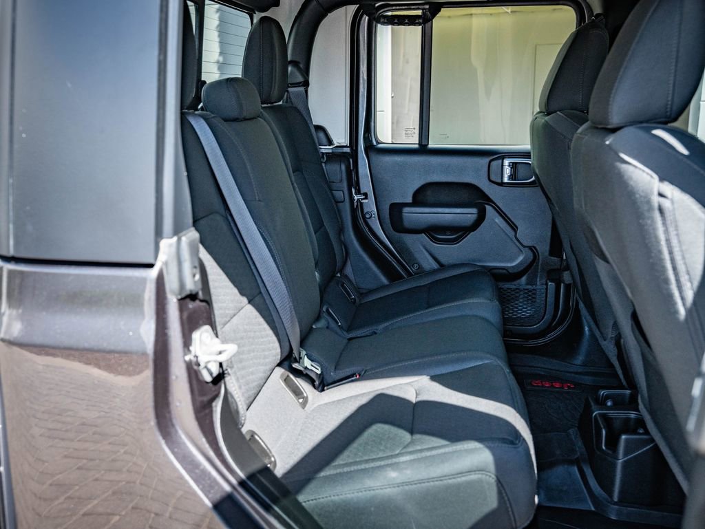 Used 2023 Granite Crystal Metallic Clearcoat Jeep Sport S image 43