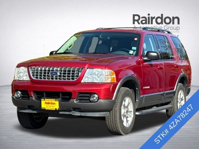 Used 2004 Red Fire Clearcoat Metallic Ford XLT image 3