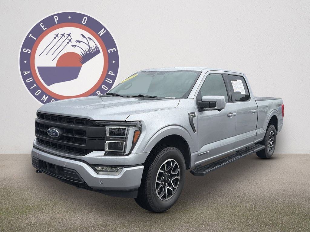 Used 2022 Silver Ford Lariat image 2