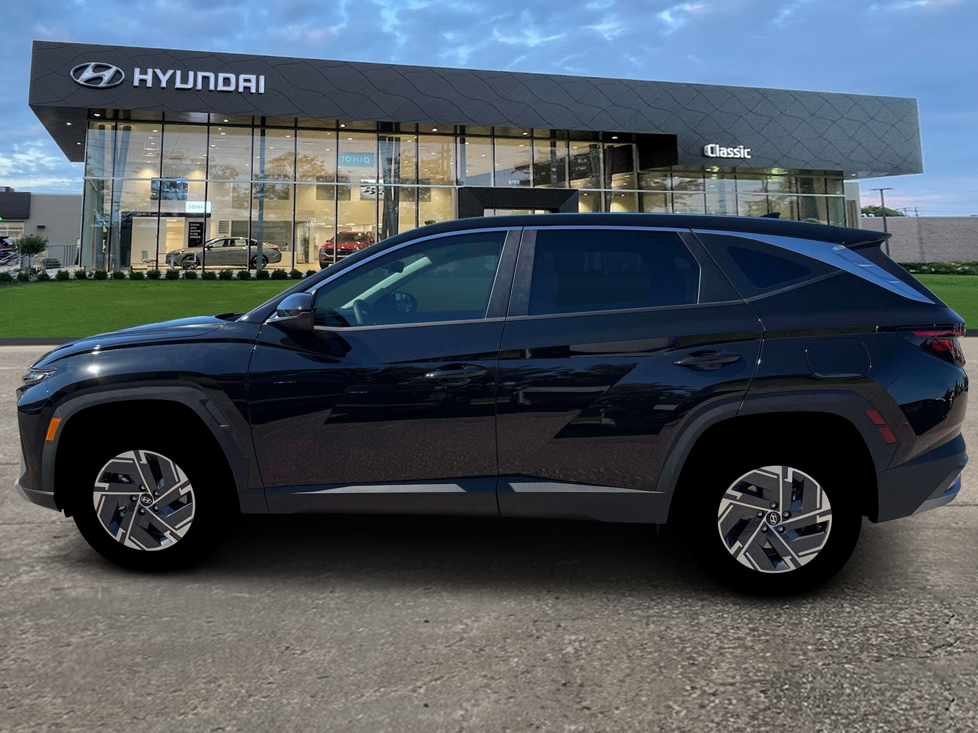 New 2026 Ash Black Hyundai Blue SE image 3