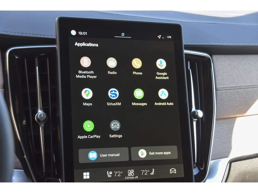 2026 Volvo XC90 Plus - Photo 21