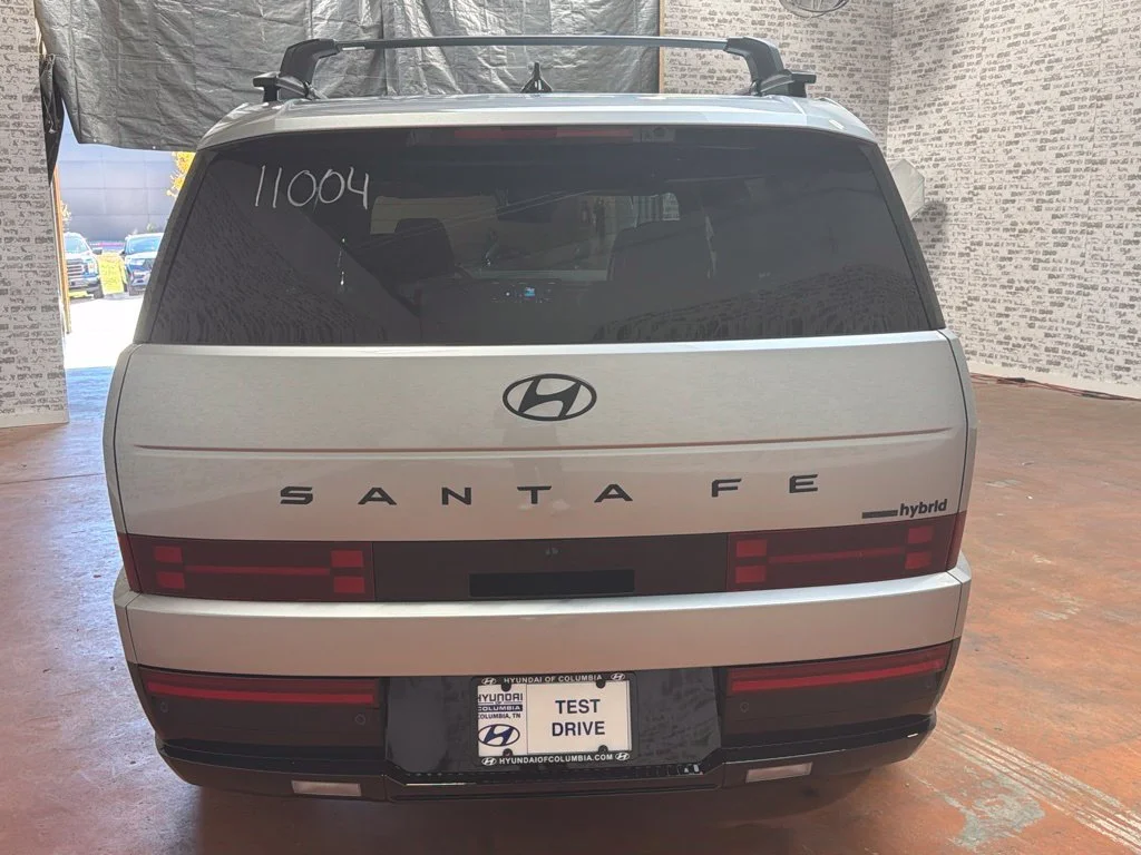 New 2027 Shimmering Silver Hyundai Calligraphy image 6