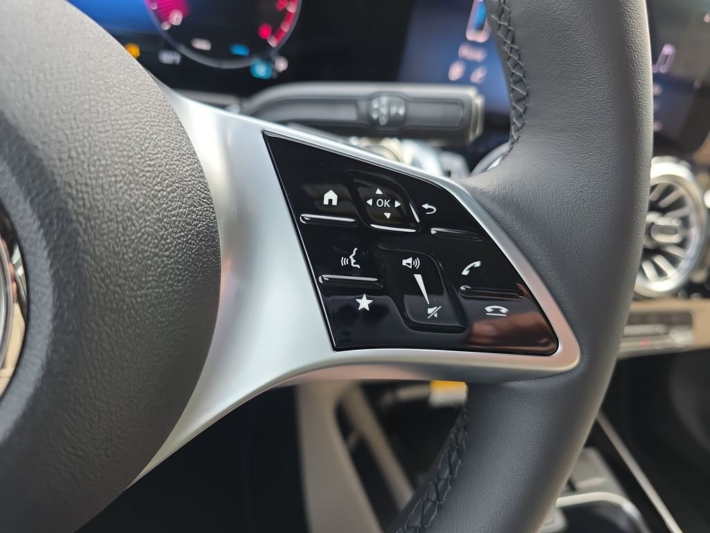 New 2026 Black Mercedes-Benz GLB 250 image 22