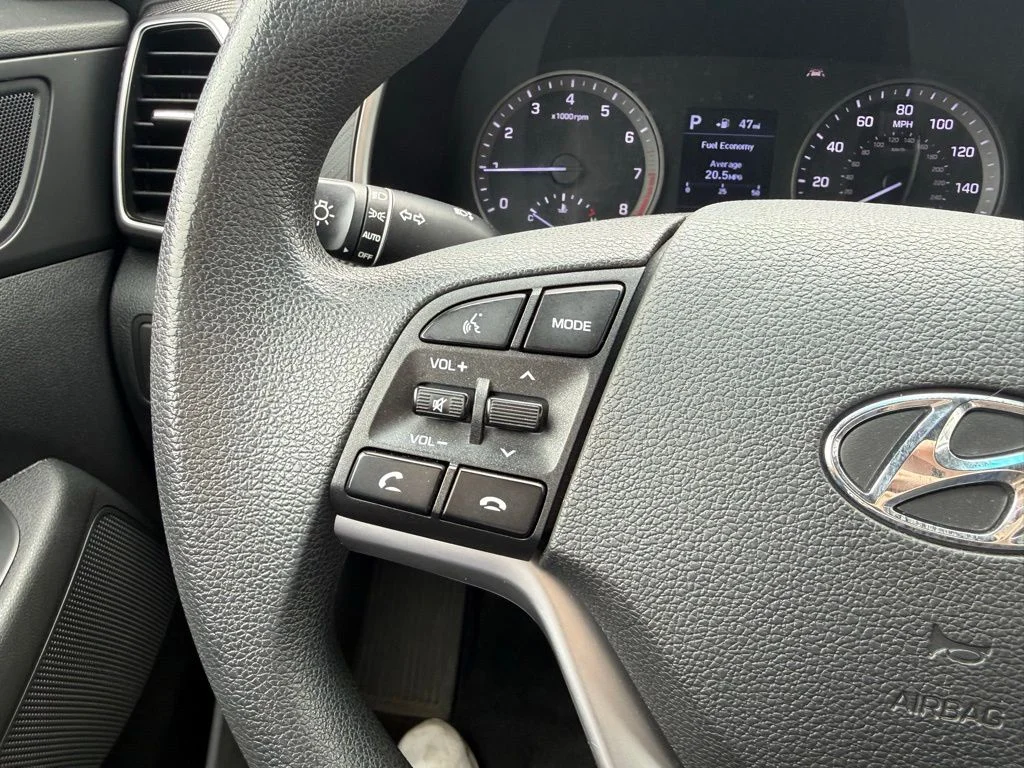 Used 2019 Gray Hyundai SEL image 13